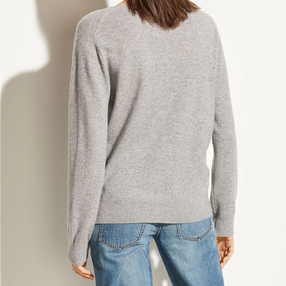 VINCE Weekend V Neck Cashmere Sweater - Picture 4 of 4